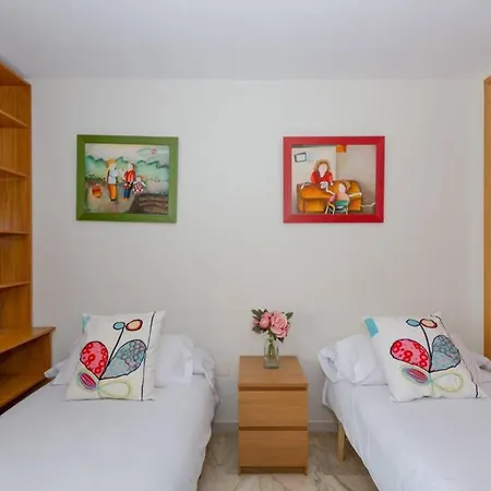 Playa Huelin Apartamento Apartment Malaga